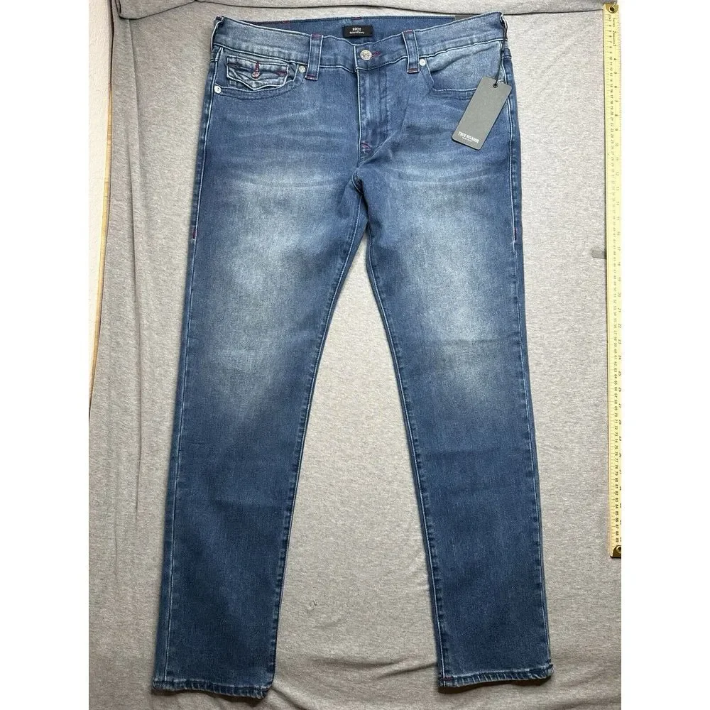 True Religion Jeans Men's Rocco SN Flap Relaxed Skinny Size 36x32 NWT Red Stitch